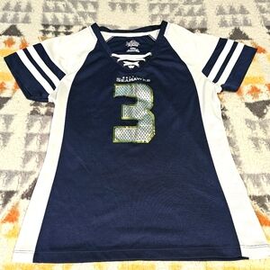 Majestic Women's Seattle Seahawks Russell Wilson Jersey Laced V-Neck Size M. B26